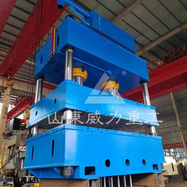 630噸四柱油壓機