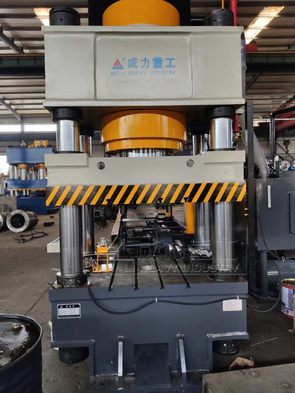 315噸四柱油壓機